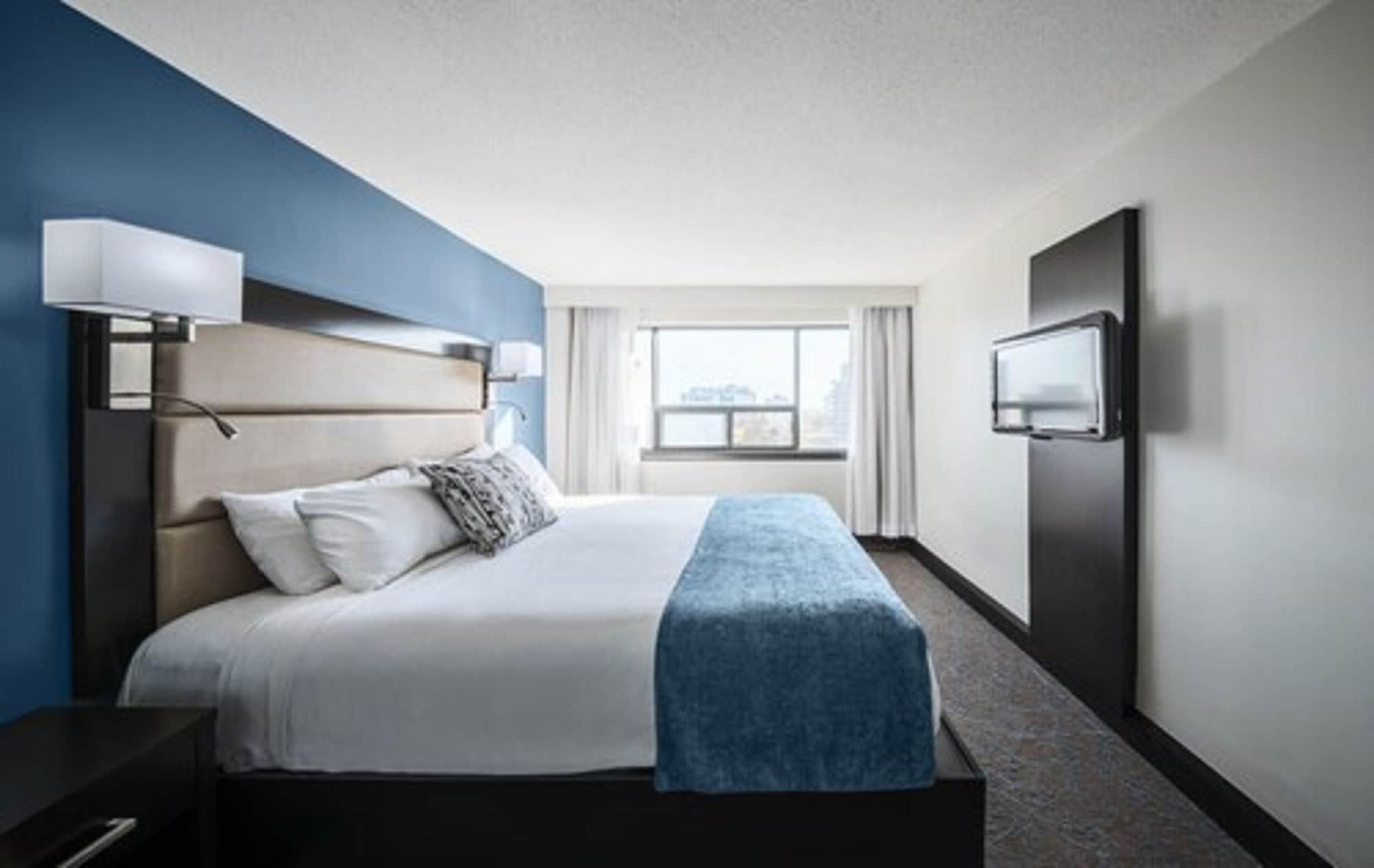 Ottawa Embassy Hotel & Suites Экстерьер фото