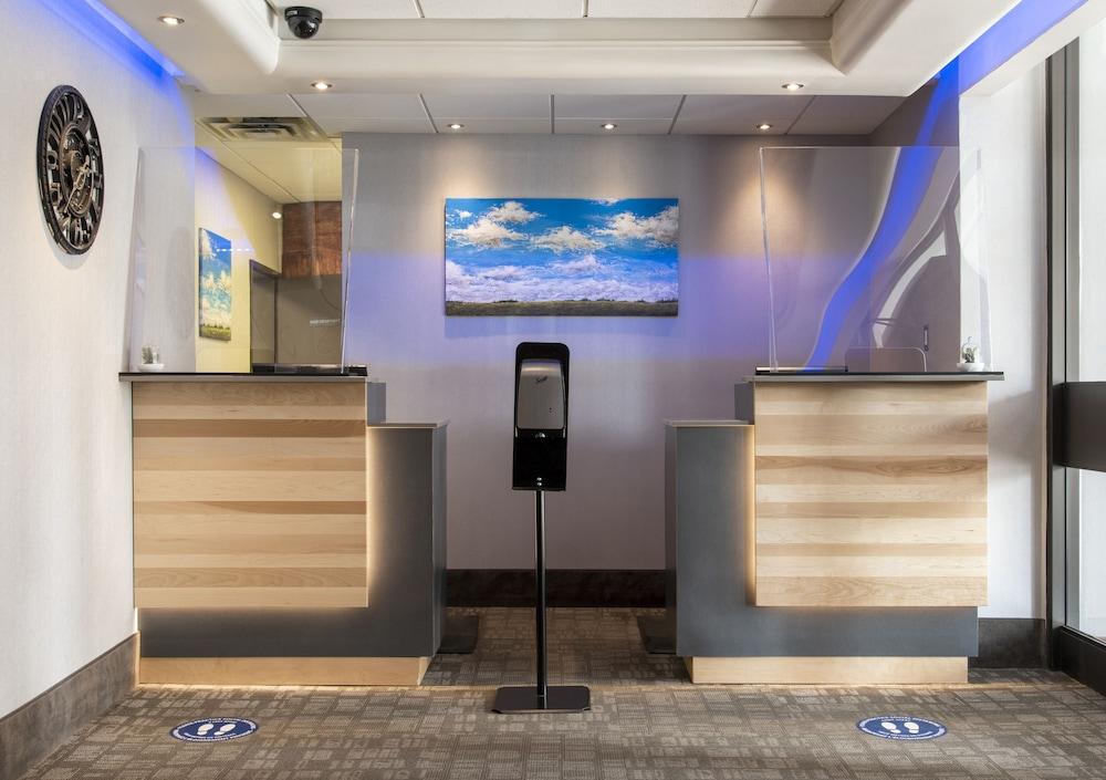 Ottawa Embassy Hotel & Suites Экстерьер фото